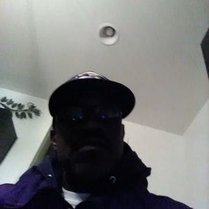 Meet your Posher, Kenneth